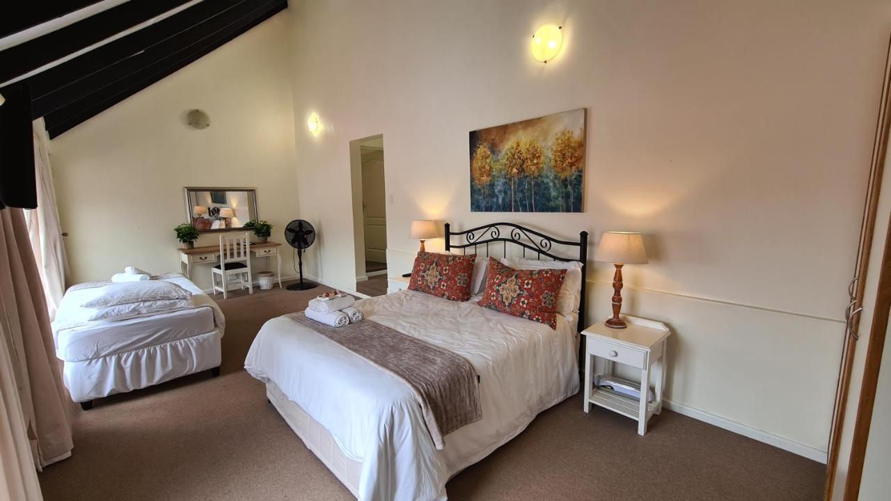 Hathaway Guest House อีสต์ลอนดอน ภายนอก รูปภาพ