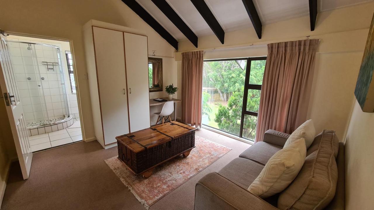 Hathaway Guest House อีสต์ลอนดอน ภายนอก รูปภาพ