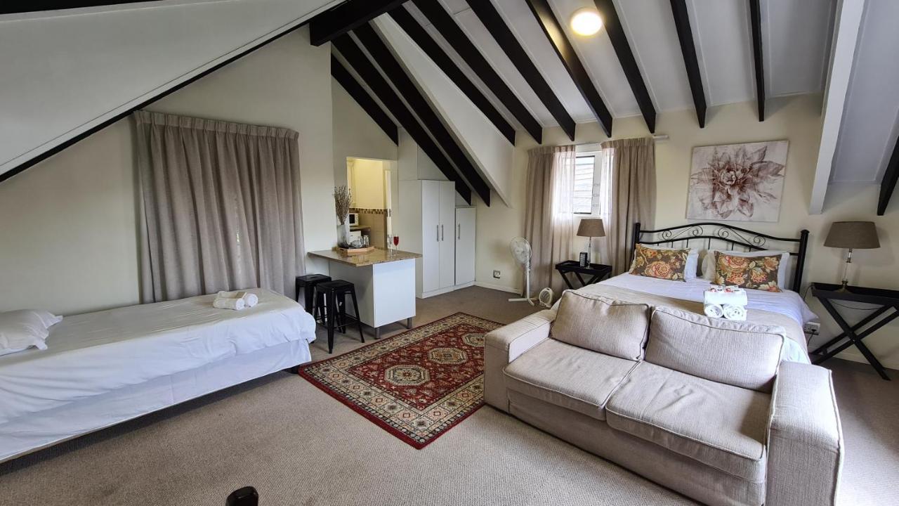 Hathaway Guest House อีสต์ลอนดอน ภายนอก รูปภาพ