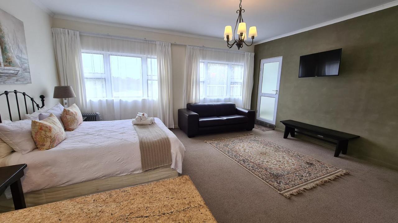 Hathaway Guest House อีสต์ลอนดอน ภายนอก รูปภาพ