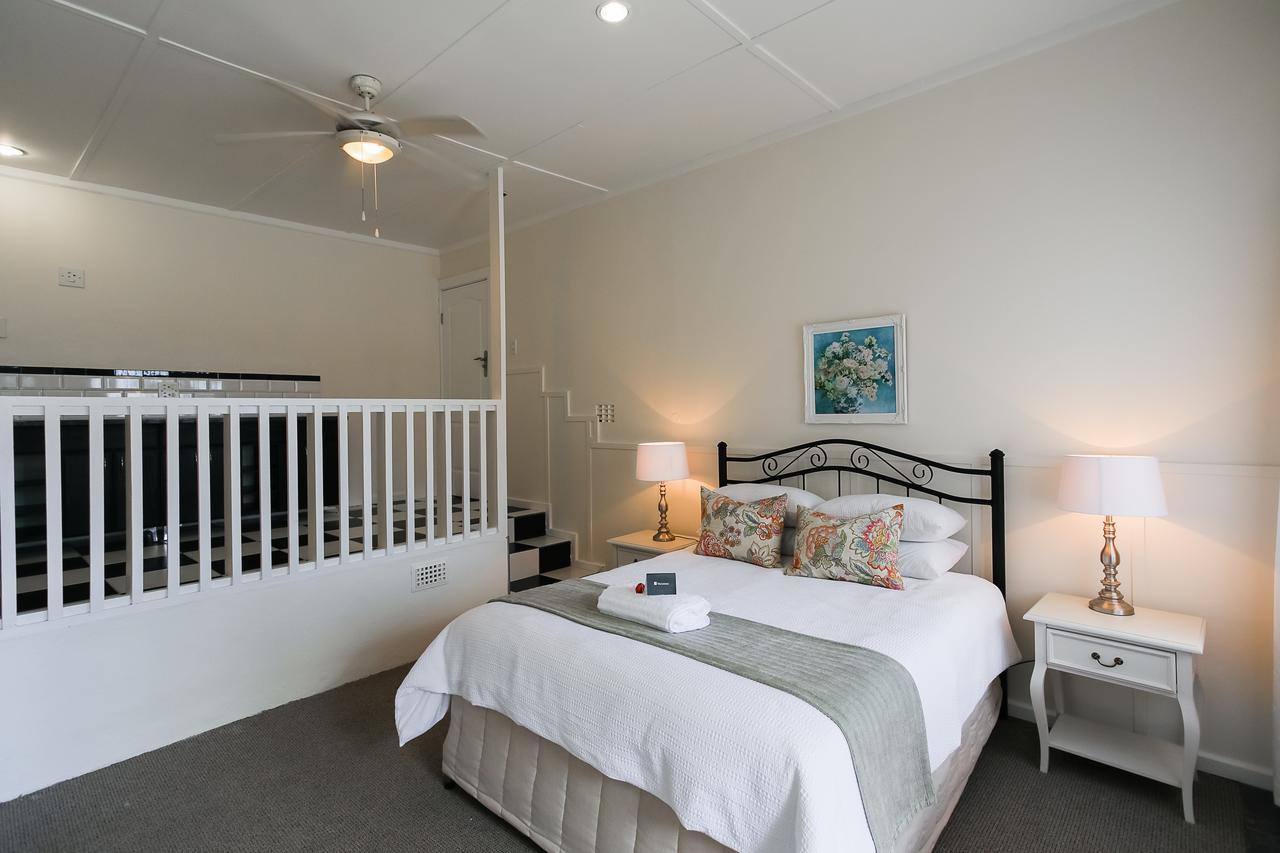 Hathaway Guest House อีสต์ลอนดอน ภายนอก รูปภาพ