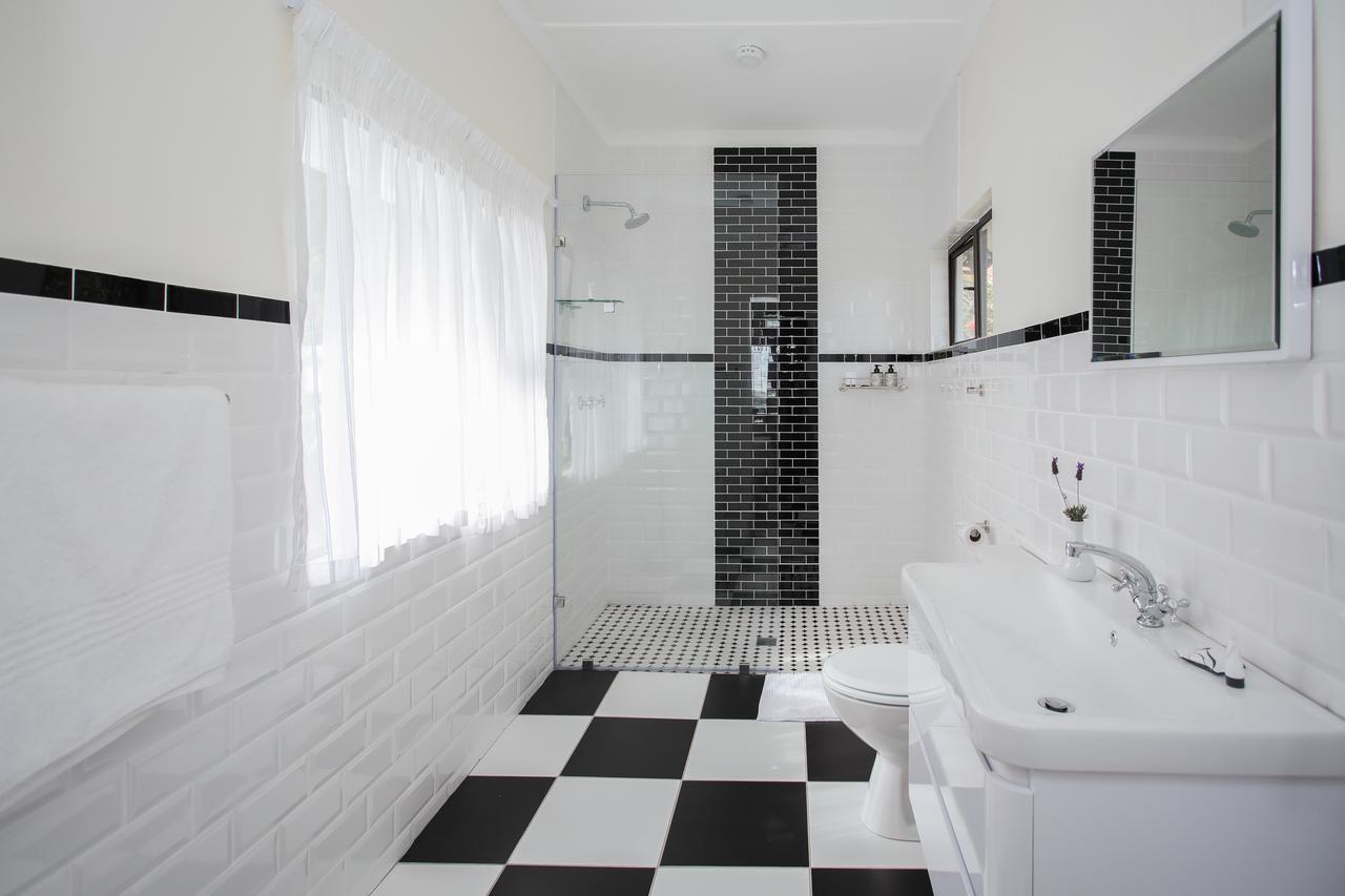 Hathaway Guest House อีสต์ลอนดอน ภายนอก รูปภาพ