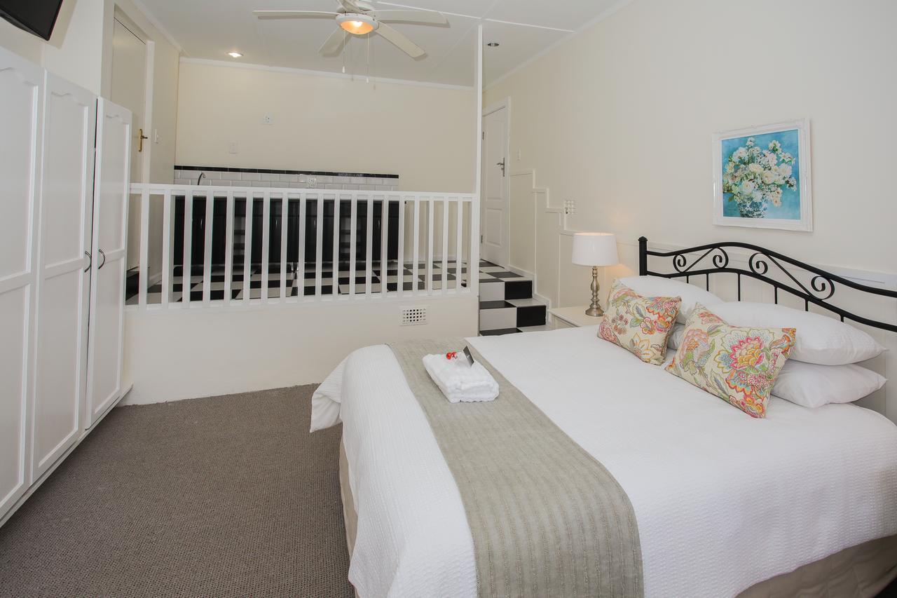 Hathaway Guest House อีสต์ลอนดอน ภายนอก รูปภาพ
