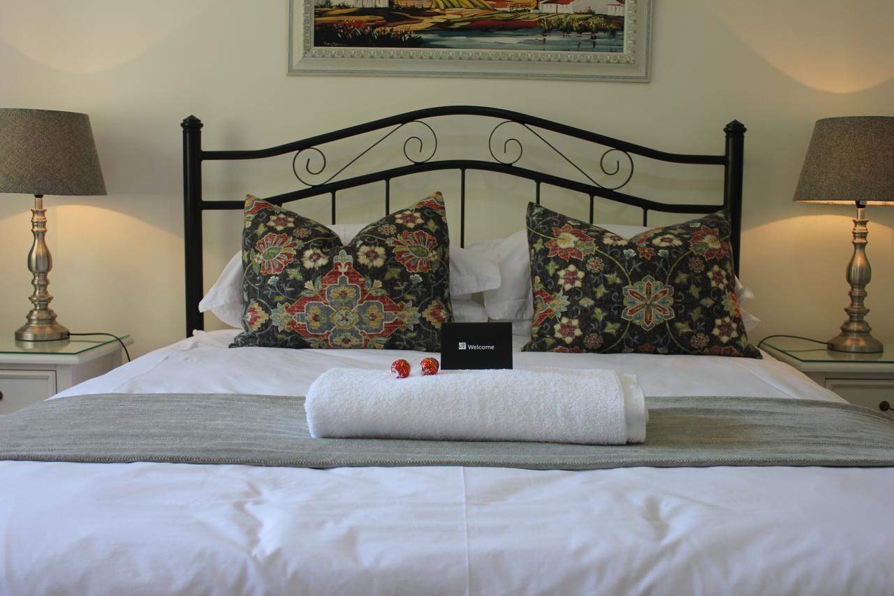Hathaway Guest House อีสต์ลอนดอน ภายนอก รูปภาพ